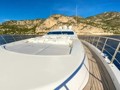 2007 Overmarine Mangusta 130 Boat for Sale in Antibes 3