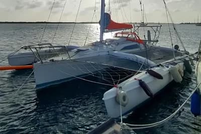 2002 Corsair 31 CC Boat for Sale in Oranjestad 3