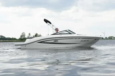 2015 Sea Ray 19 SPX Boat for Sale in At Sales Office 2