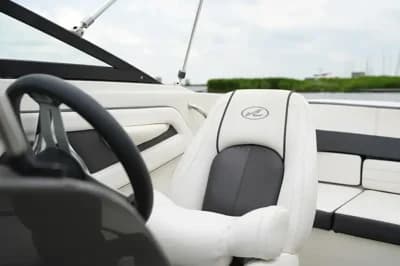 2015 Sea Ray 19 SPX Boat for Sale in At Sales Office 3