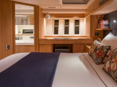 2023 Oyster 745 Boat for Sale in Bergen 3
