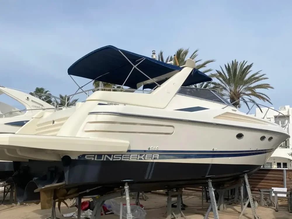 1995 Sunseeker Mustique 42 Boat for Sale in Boats.co.uk