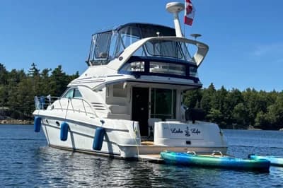 2001 Sea Ray 400 Sedan Bridge | 40 ft 2