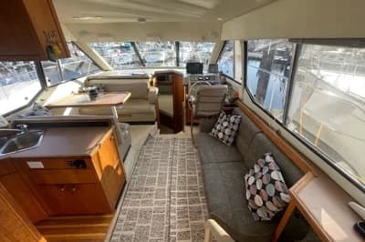 1996 Bayliner 4087 Aft Cabin Motoryacht | 40 ft 3