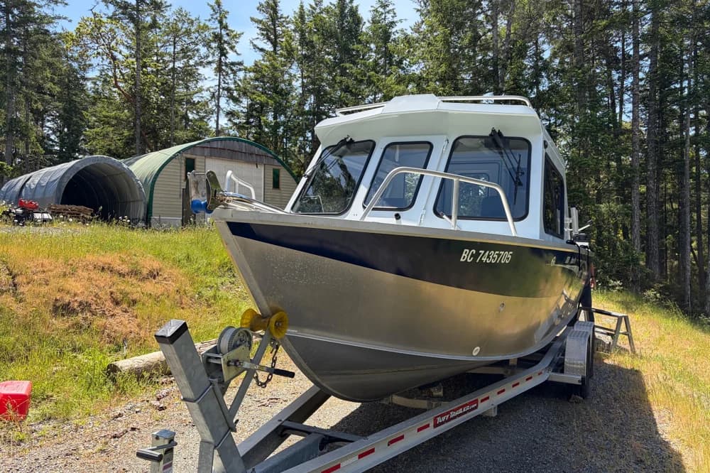 2020 Hewescraft 220 Ocean Pro Hard Top | 24.7 ft