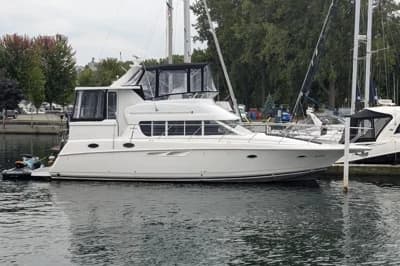 1998 Silverton 402 Motor Yacht | 43.6 ft 2