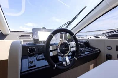 2026 Azimut Fly 53 | 55.1 ft 3