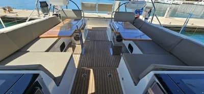 Beneteau Oceanis Yacht 62 3