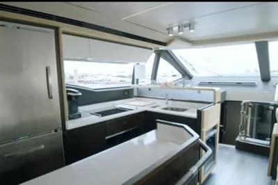 2017 Azimut 66 | 66.1 ft 3