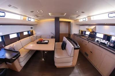 BENETEAU OCEANIS YACHT 62 5