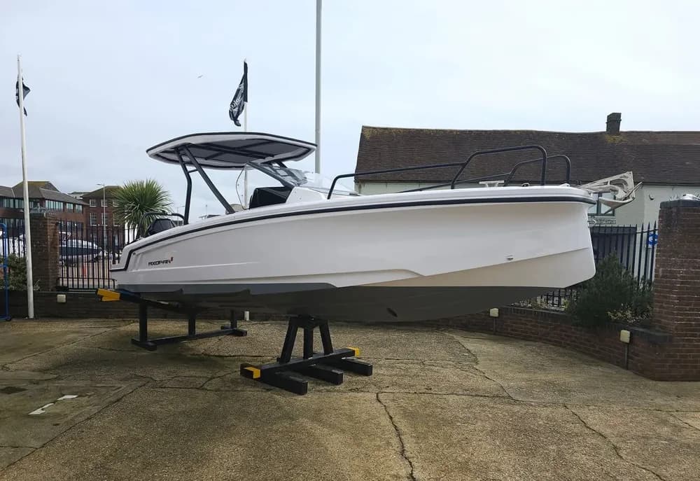 2025 Axopar 25 Cross Top Boat for Sale in Poole