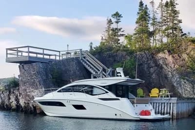 2016 Sea Ray Sundancer 400 | 40 ft 2