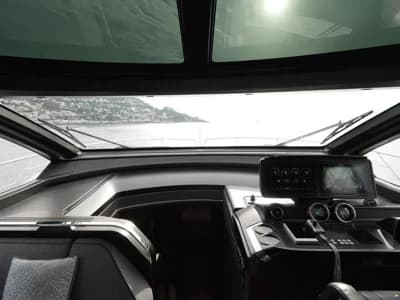 Sunseeker Predator 65 5