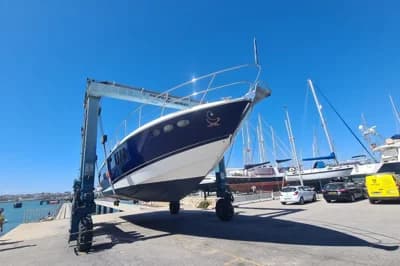2007 Absolute 56 | 55.0 ft 2