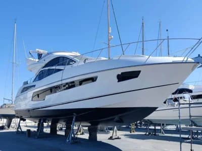 2015 Sunseeker 68 Sport Yacht | 71 ft 2