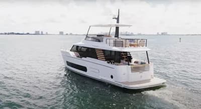 2025 Azimut Magellano 60 | 60.6 ft 2