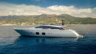 2015 Pershing 108 | 108ft 2