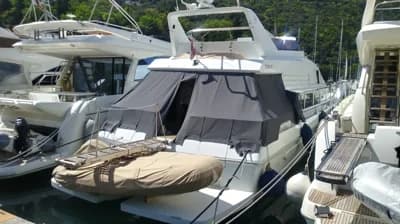 1990 Mochi Craft 56 | 55.8 ft 2