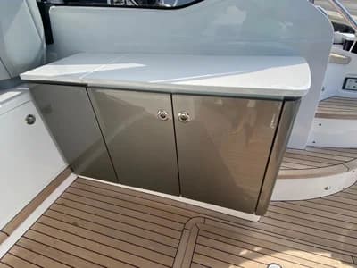 2019 Princess V40 | 43ft 3