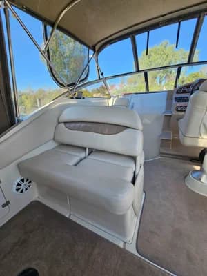 2001 Regal Commodore 2660 | 26 ft 3