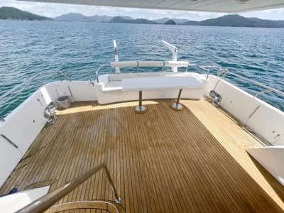 2005 Vitech 65 | 65.5 ft 2
