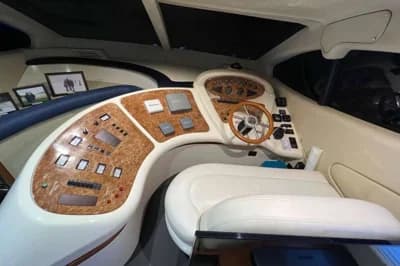 2002 Azimut 48 | 48 ft 3