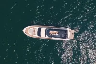 2015 Dominator 800 | 80.4 ft 3