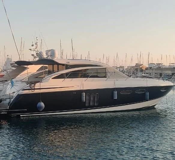 2010 Princess V52 | 54.5 ft