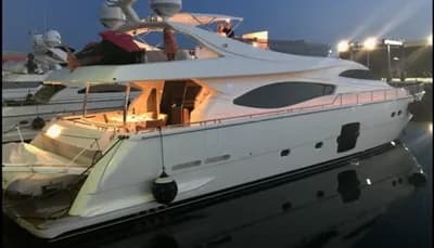 2005 Ferretti Yachts FERRETTI 761 | 76.9 ft 2