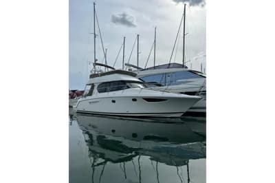 2010 Prestige 39 | 39 ft 2