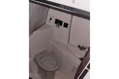 2007 Wellcraft 30 Scarab Sport | 30ft 3