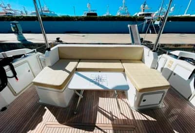 2016 Azimut 50 | 52.1 ft 2