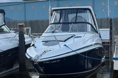 2018 Regal 28 Express | 28ft 2