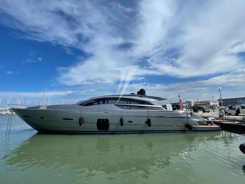 2009 Pershing 80 | 78.7 ft
