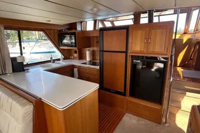 1994 Ocean Alexander 520 Pilothouse | 52 ft 3