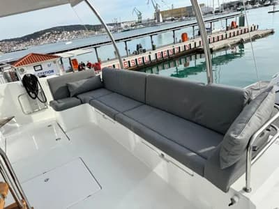 2025 Fountaine Pajot MY5 | 40.0 ft 3