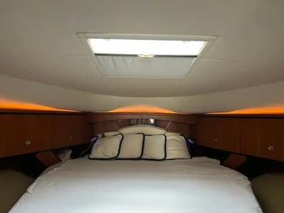 2007 Tiara Yachts 4300 Sovran | 45.2 ft 3