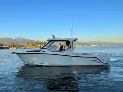 2026 Boston Whaler 325 Conquest Pilothouse | 32 ft 2