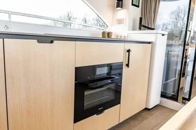 2022 Steeler 56S - Aluminium | 56.8 ft 3