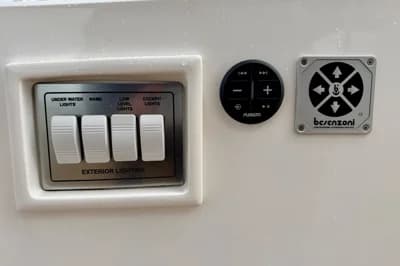 2009 Fairline Phantom 48 | 49.8 ft 3