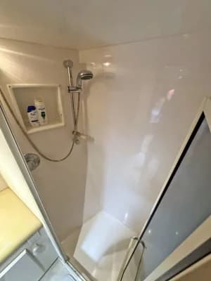 1998 Viking 58 Convertible | 58 ft 3