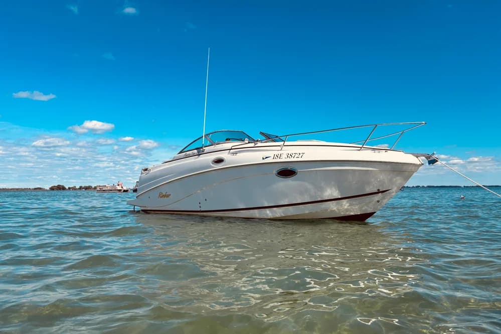 2004 Rinker Fiesta Vee 250 | 27.1 ft