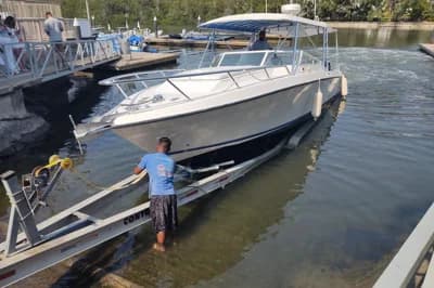 2008 Contender 35 Express Side Console | 35.1 ft 2