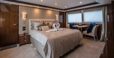 2012 Princess 32M | 105 ft 3