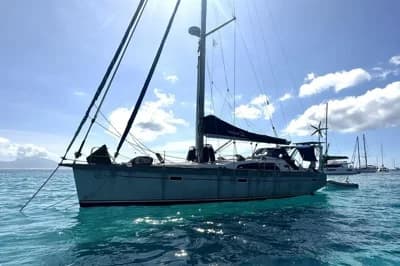 2010 Allures 44 | 44.6 ft 3
