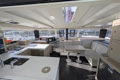 2020 Fountaine Pajot Astrea 42 | 41.3 ft 3
