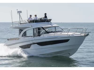 2026 Beneteau Antares 11 Fly | 36.3 ft 3