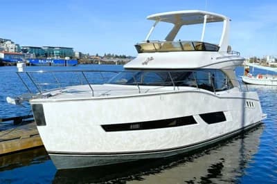 2016 Carver C40 | 41ft 2
