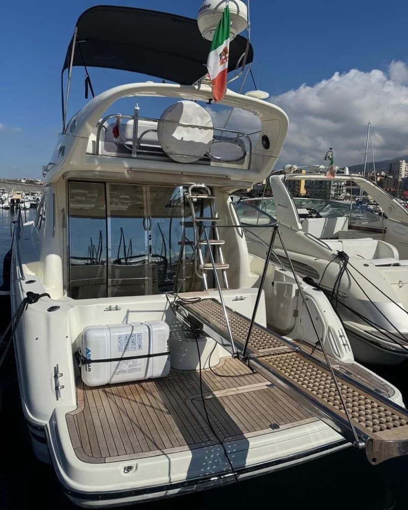 2005 Cranchi Atlantique 40 Fly | 43.1 ft