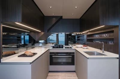 2026 Ferretti Yachts 940 | 95.1 ft 3